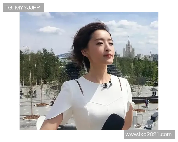 天下足球女主持人胸罩引发热议背后的故事与女性运动员的自信之路